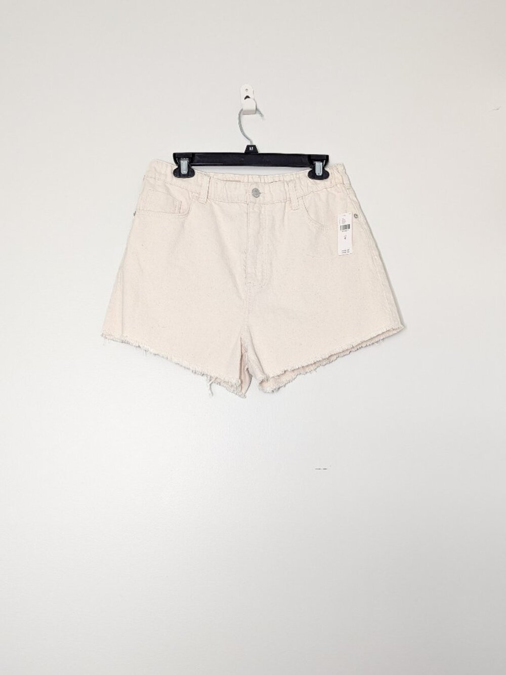 Pilcro Anthropologie Cutoff Denim Shorts Cream Frayed Hem M NWT Cottagecore Boho